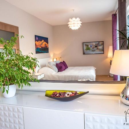 Luxurious, Lovely And Romantic Apartment In Tábor Exteriér fotografie