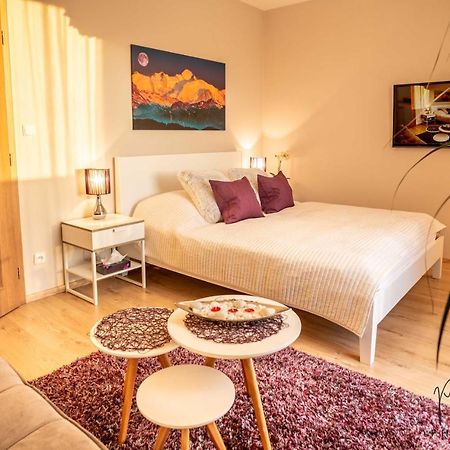 Luxurious, Lovely And Romantic Apartment In Tábor Exteriér fotografie