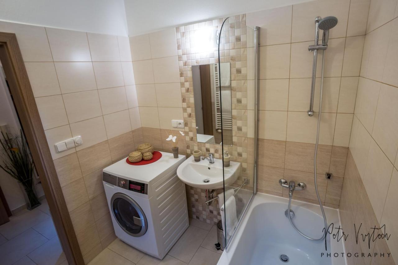 Luxurious, Lovely And Romantic Apartment In Tábor Exteriér fotografie